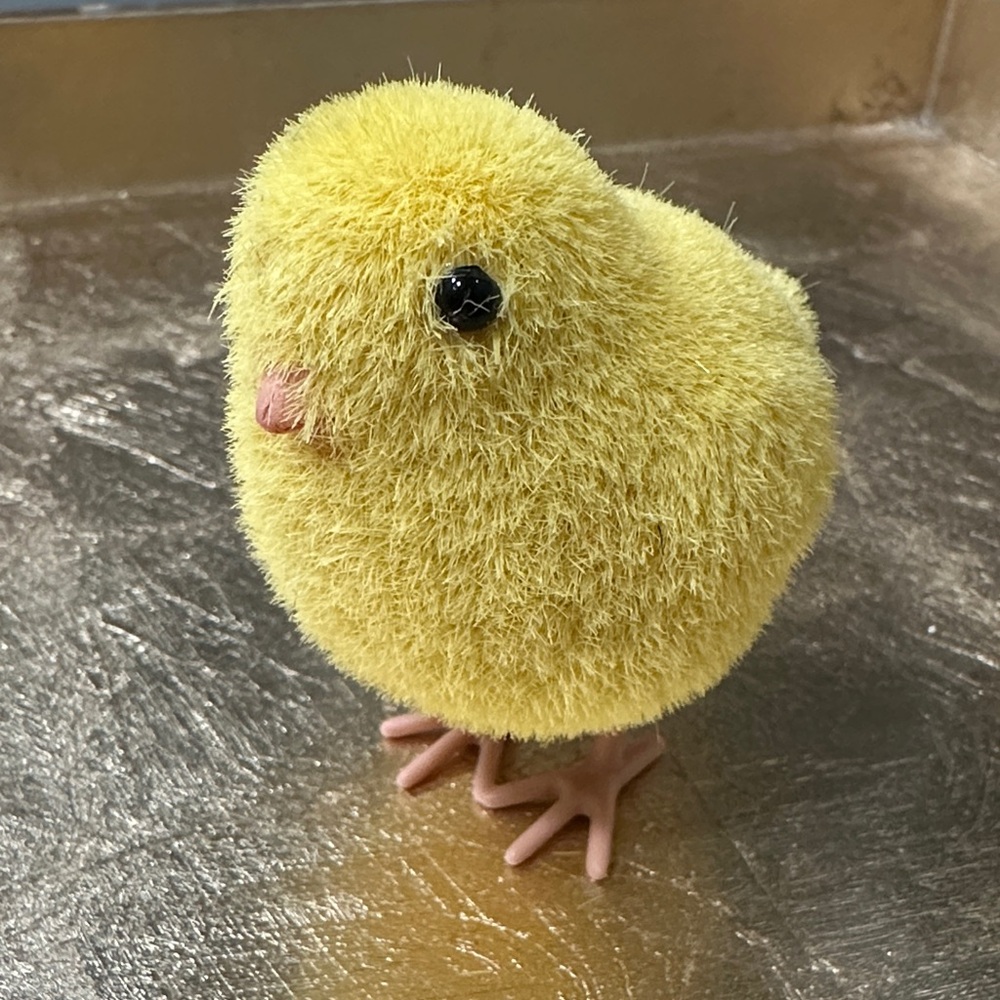 Small Baby Chicken Decoration